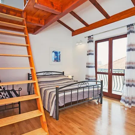 Apartment Markulo